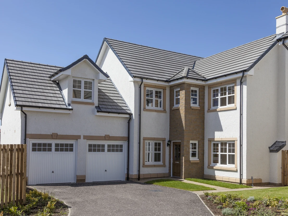 Exterior Painting Preston - Rose Decor - Large new build detached home with cream roughcast render